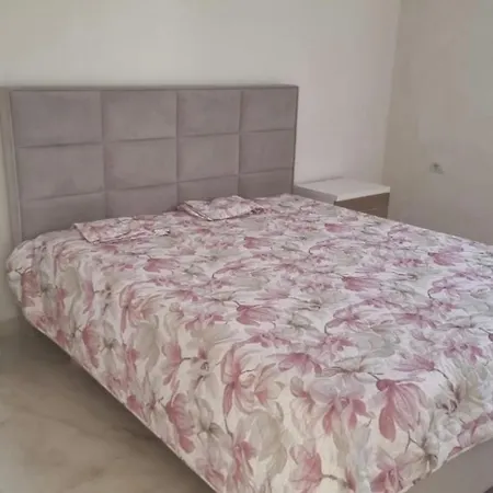 Ariona Διαμέρισμα *