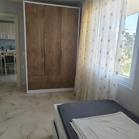 Ariona Apartment